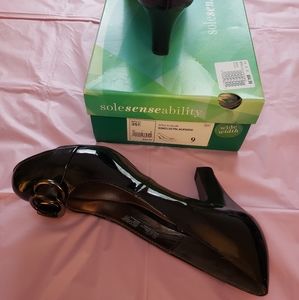 Black Patent Leather Pumps size 9 wide